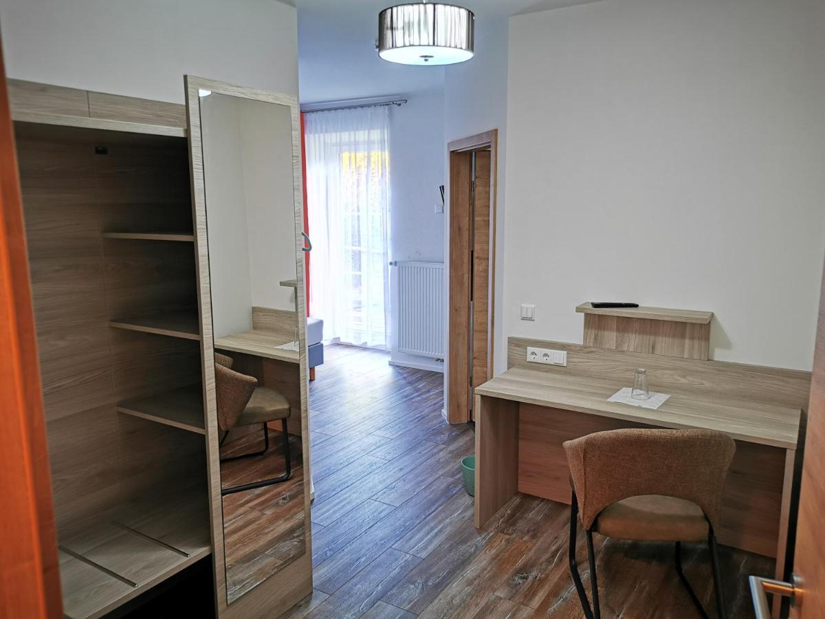 Pension Unterm Schlossturm Haag in Oberbayern Екстериор снимка