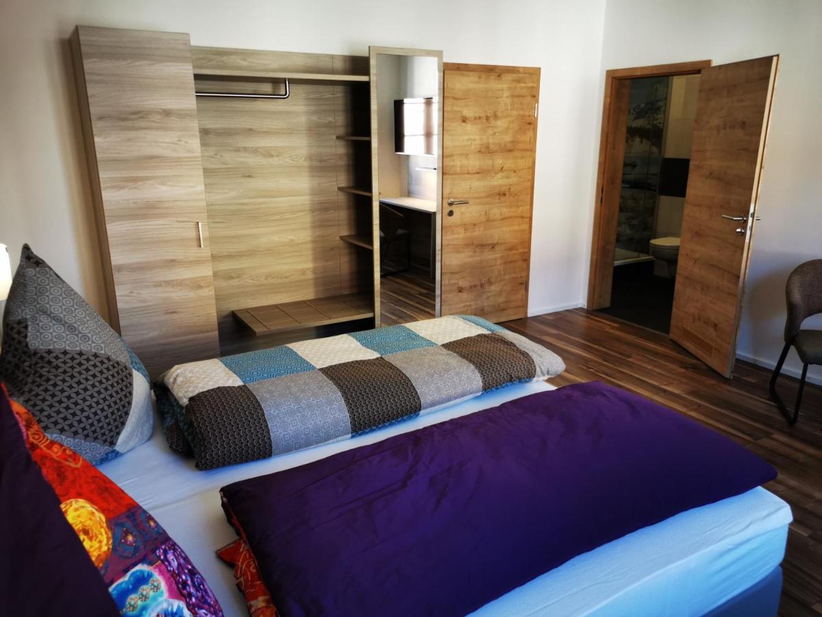 Pension Unterm Schlossturm Haag in Oberbayern Екстериор снимка